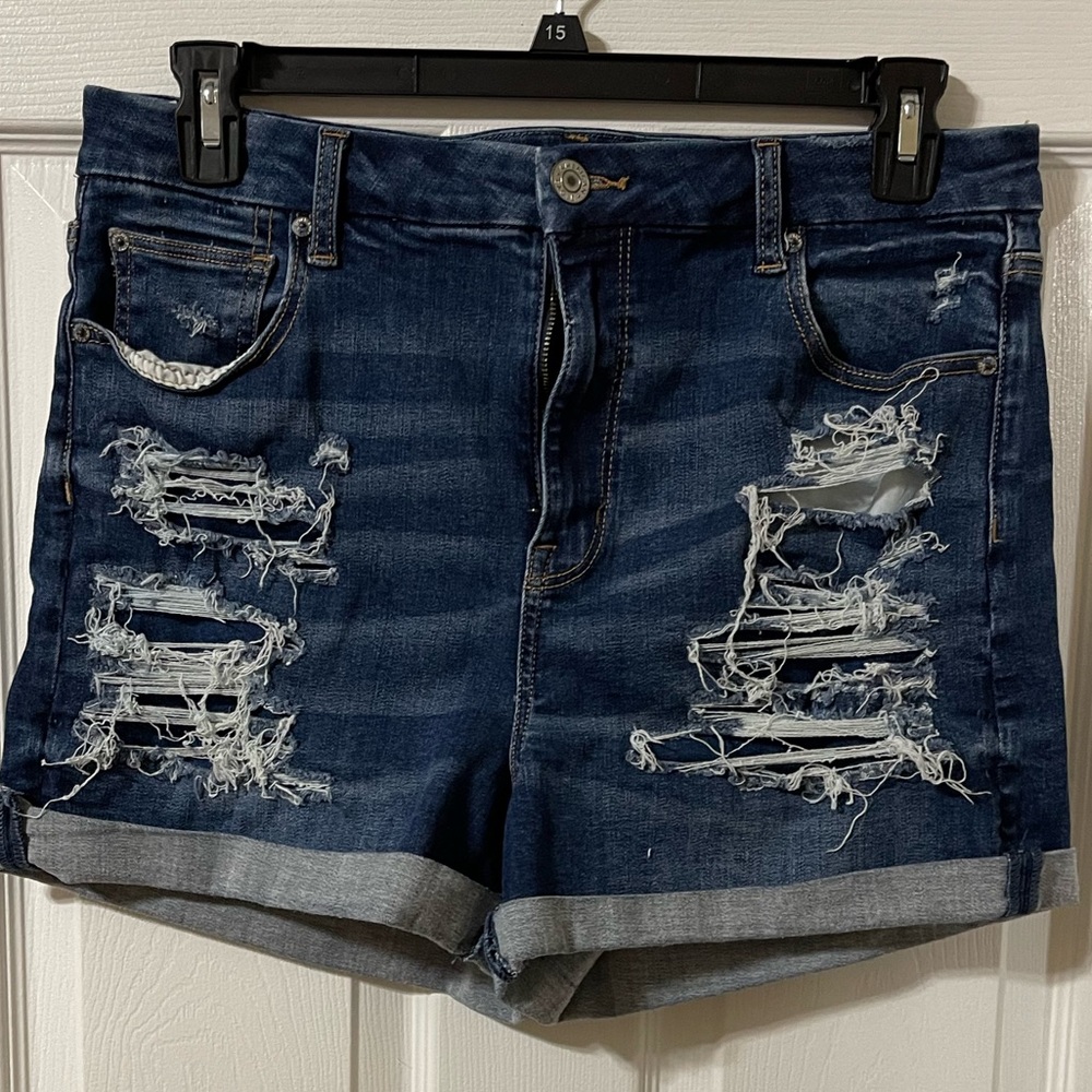 American eagle, curvy high-rise Shorty next level stretch jeans shorts, size 16